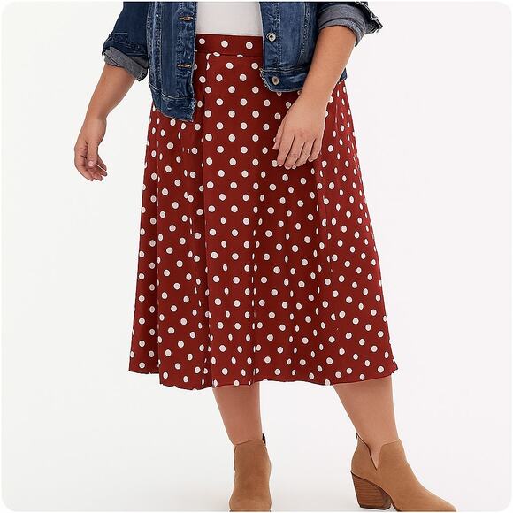 Torrid Midi Skirt Plus Size 4 US 26 Red Polka Dot Silky Retro Holiday Christmas - Picture 1 of 10